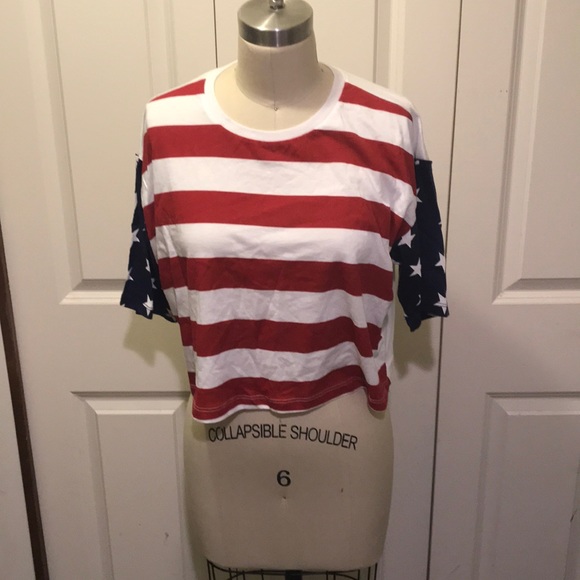 Fourth of July crop top - Picture 1 of 4
